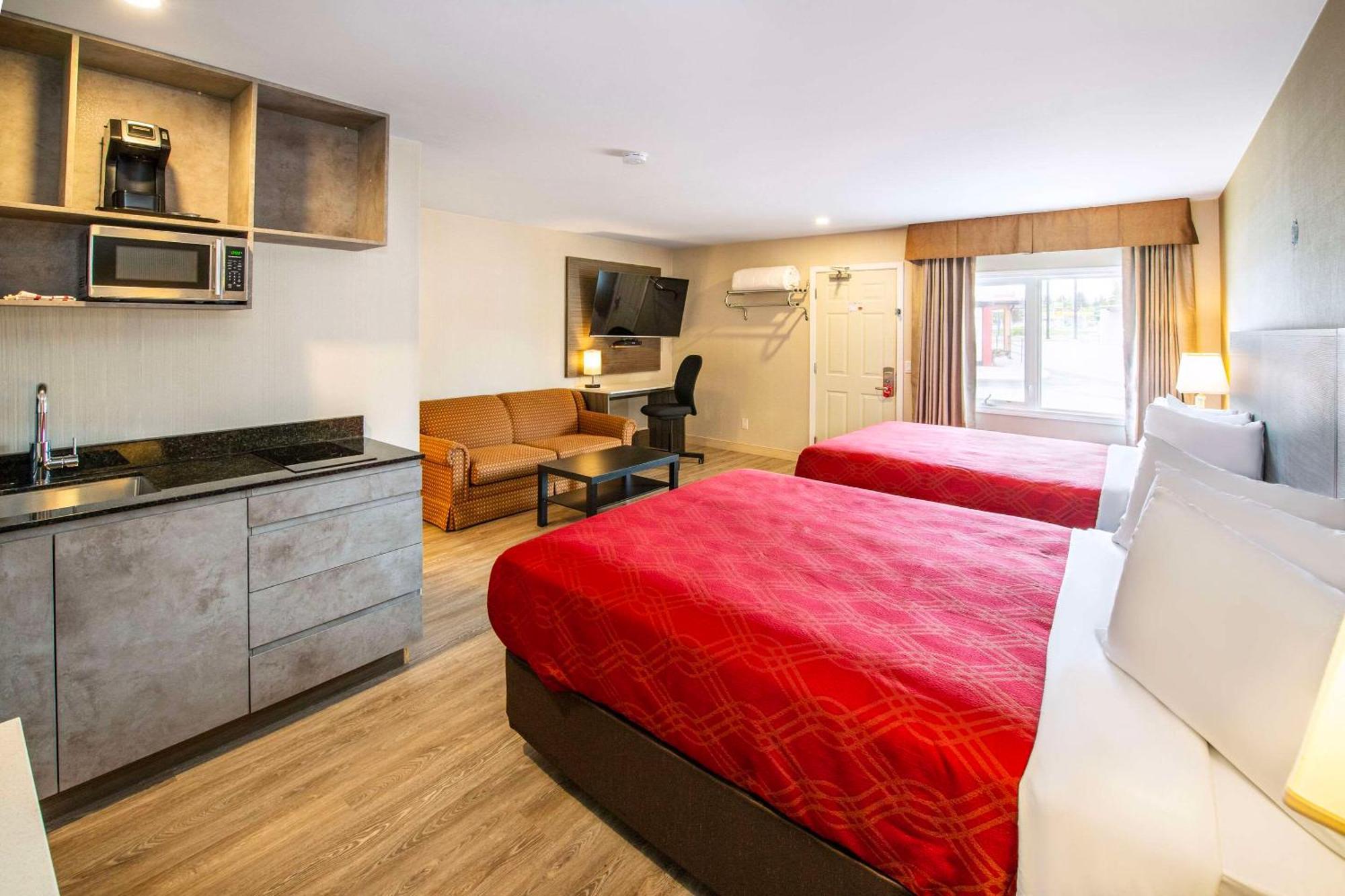 Econo Lodge Inn & Suites Pincher Creek Εξωτερικό φωτογραφία
