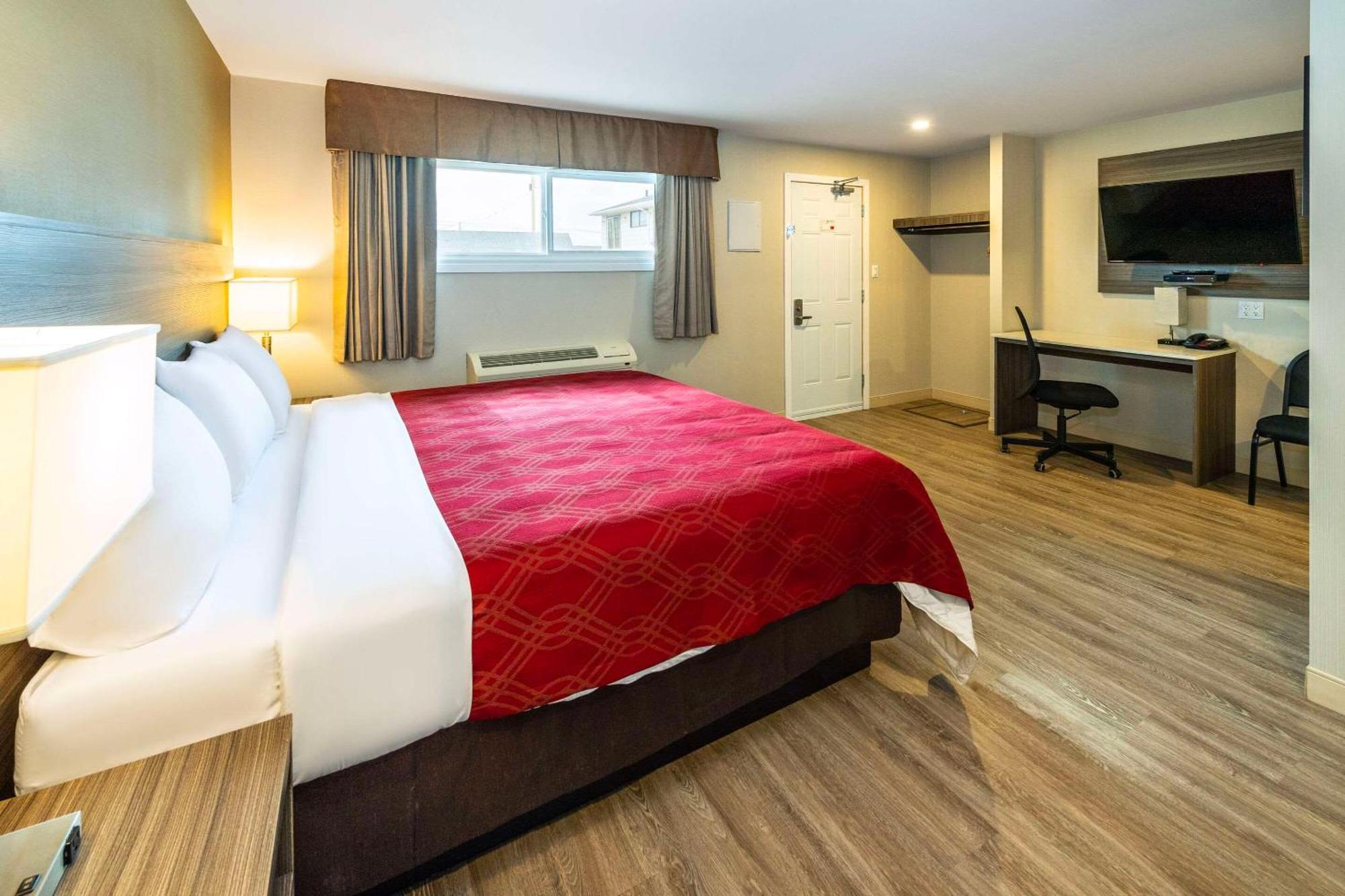 Econo Lodge Inn & Suites Pincher Creek Εξωτερικό φωτογραφία