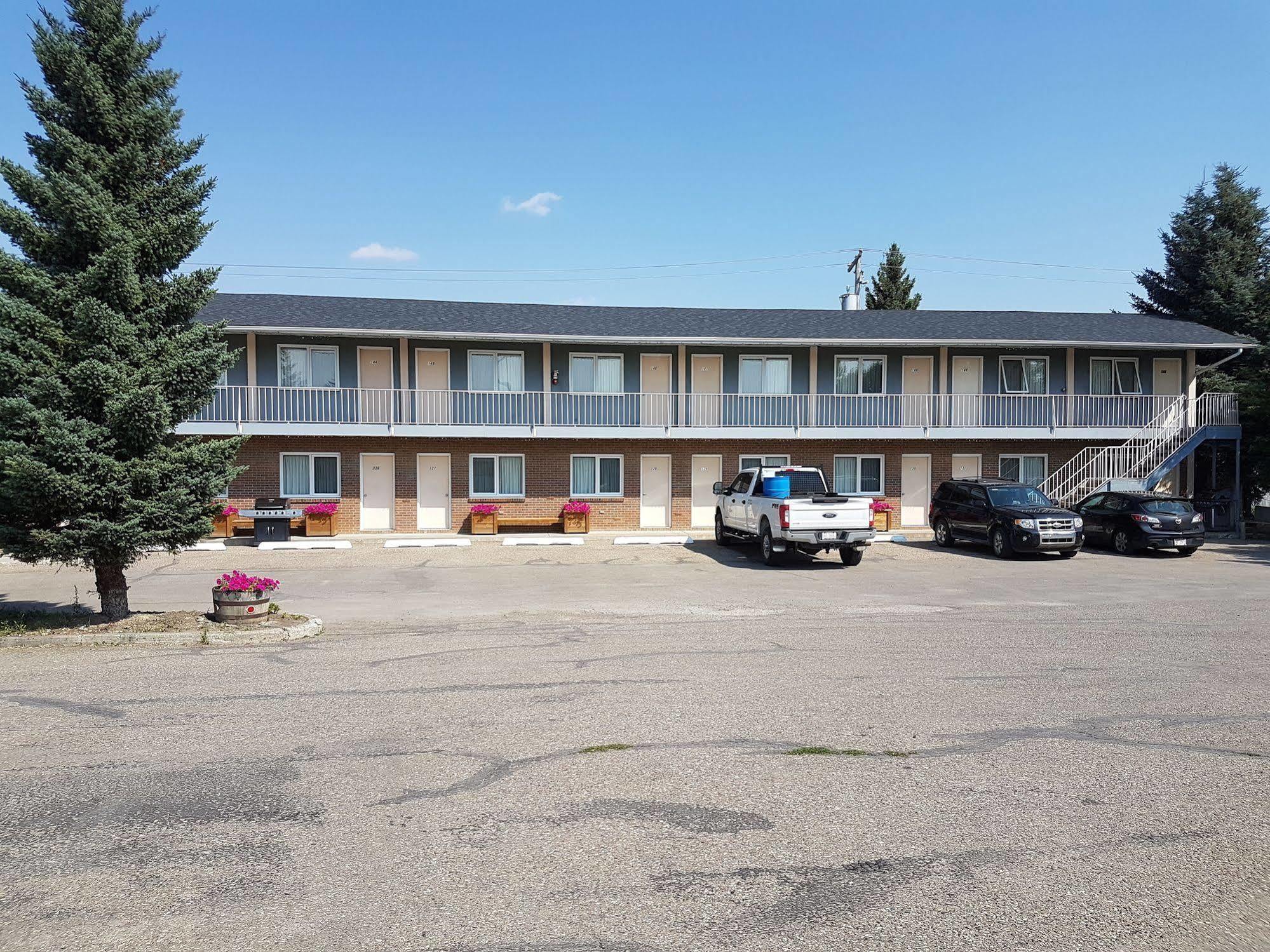 Econo Lodge Inn & Suites Pincher Creek Εξωτερικό φωτογραφία