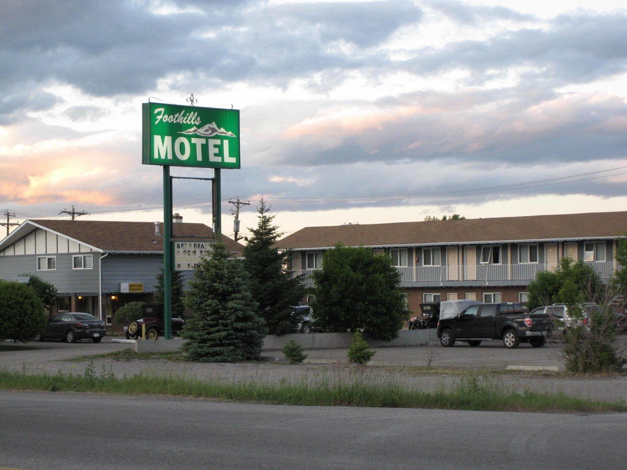 Econo Lodge Inn & Suites Pincher Creek Εξωτερικό φωτογραφία